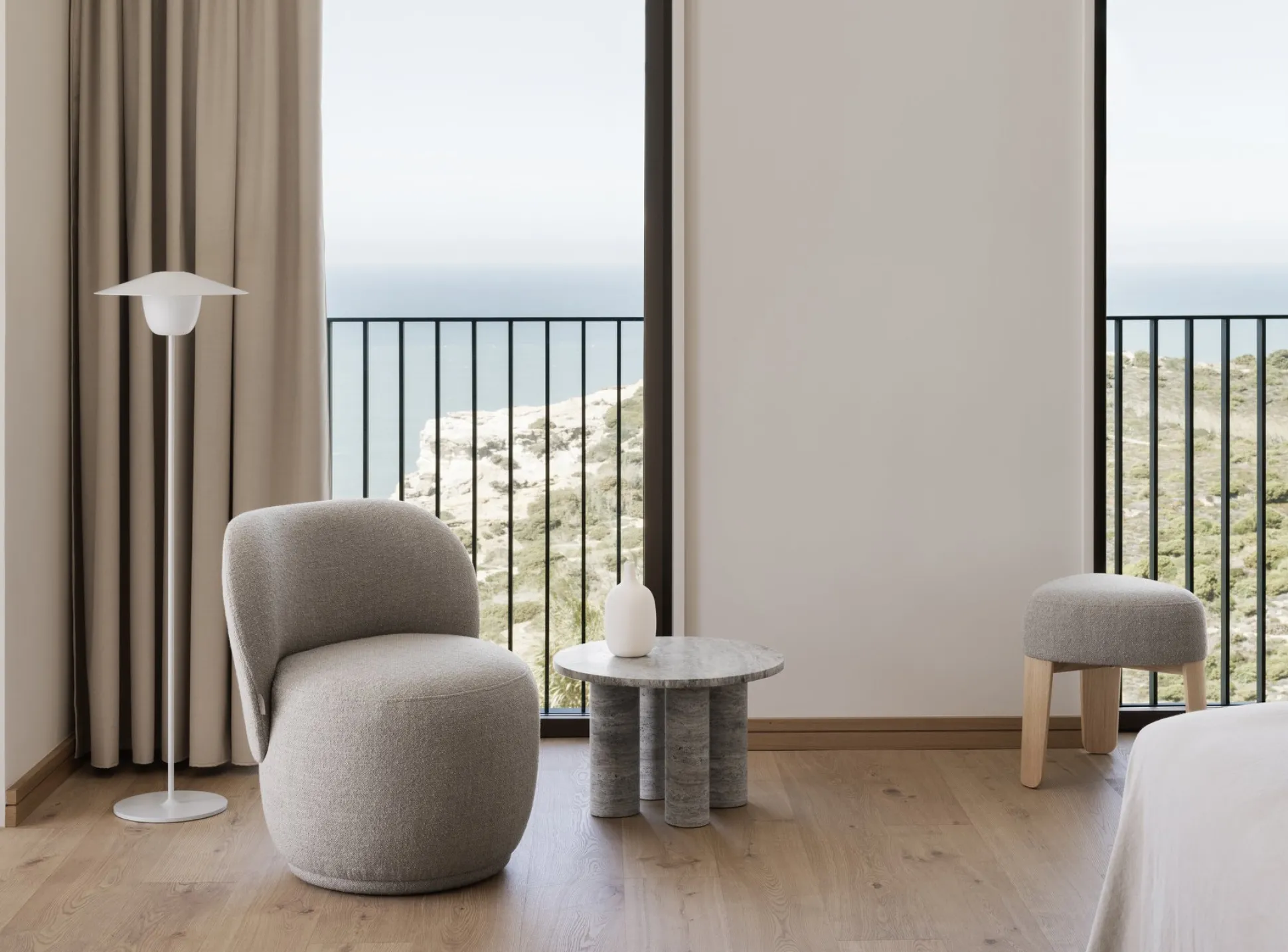 Hocker -KUON- Stoff Socia, Farbe Desert, oak nature