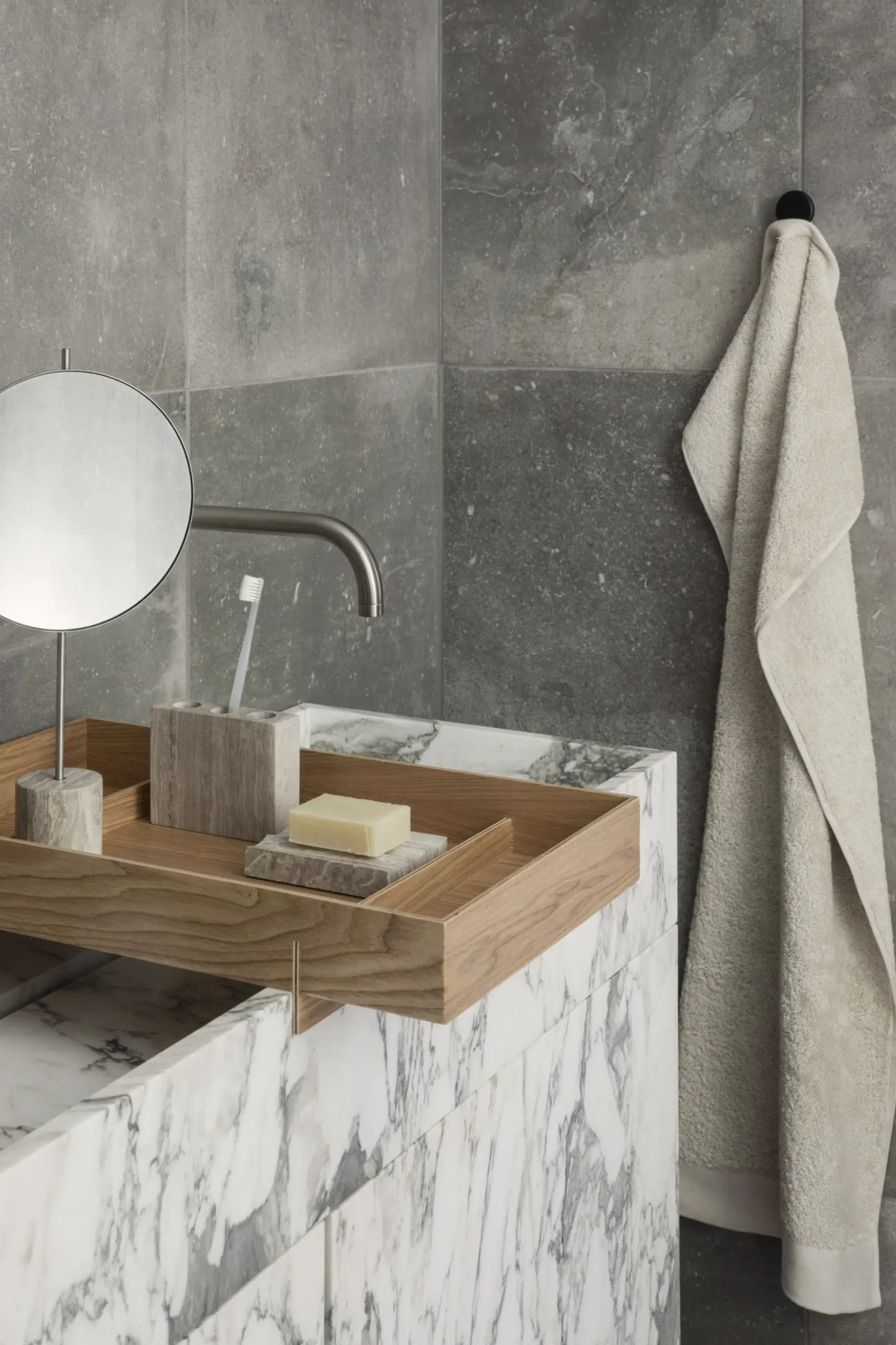 Tablett -ABENTO- Farbe Oak Size L