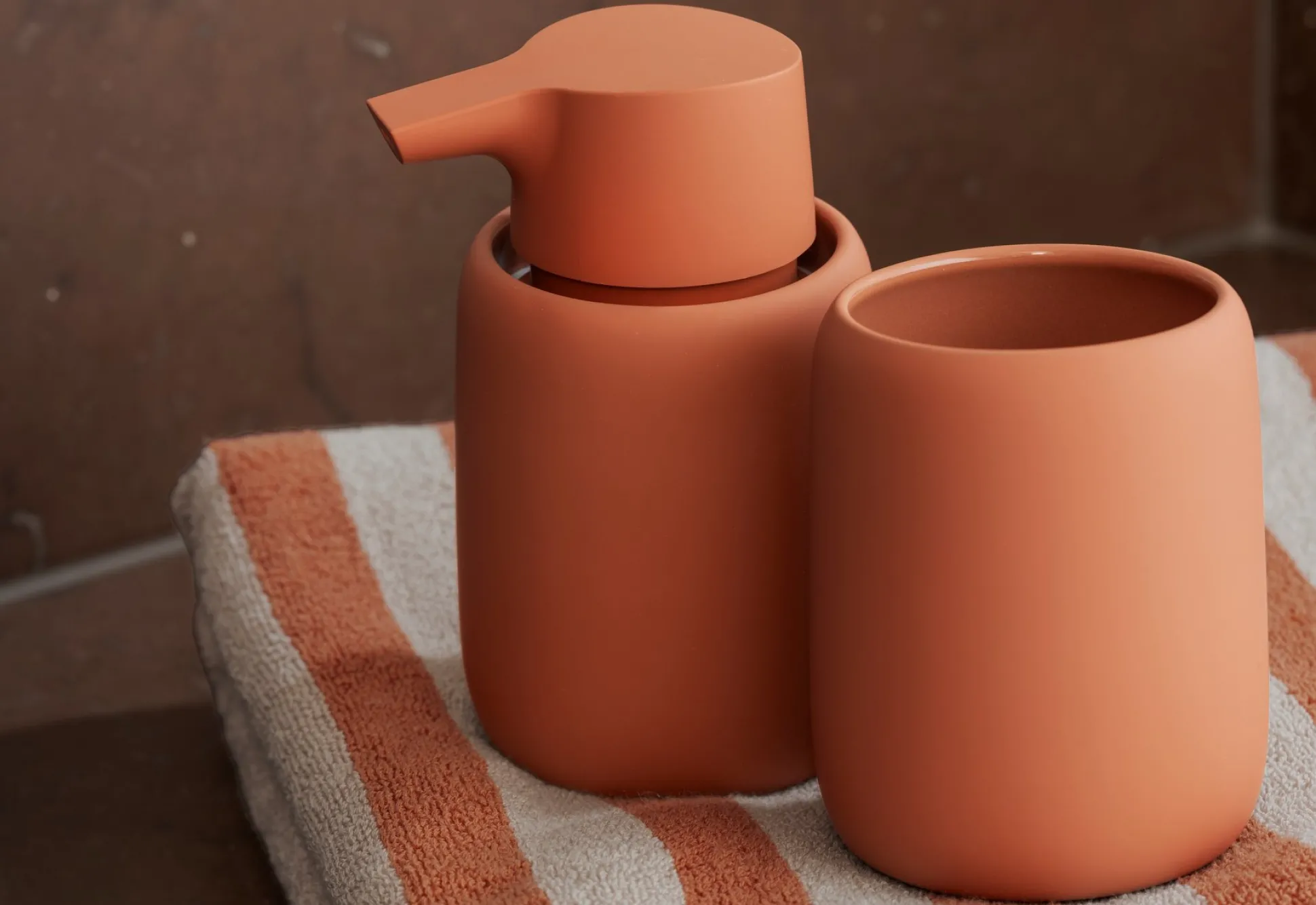 Zahnputzbecher -SONO- Farbe Amber Brown